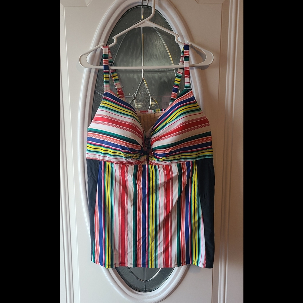 Cacique Swim Full Coverage Top